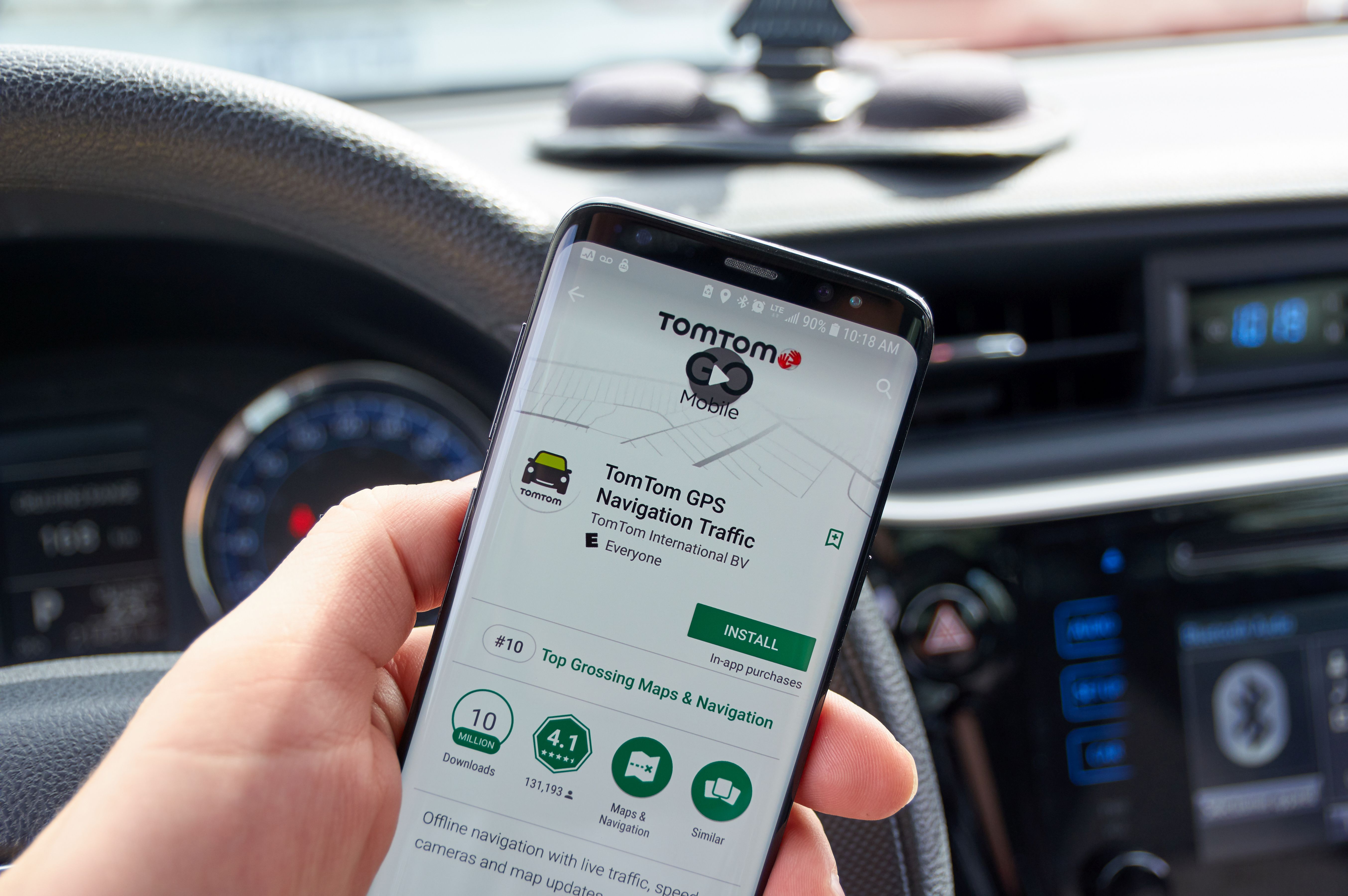 Voetzool Gemarkeerd Twinkelen TomTom kiest Lewis voor communicatie over nieuwe strategie met zelfrijdende  auto