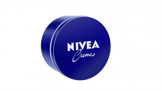 Marine Geven kruipen De ongekend verfijnde tactiek achter de merkenstrijd om Nivea-blauw