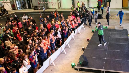 Touzani op het podium, foto Roos Pierson 