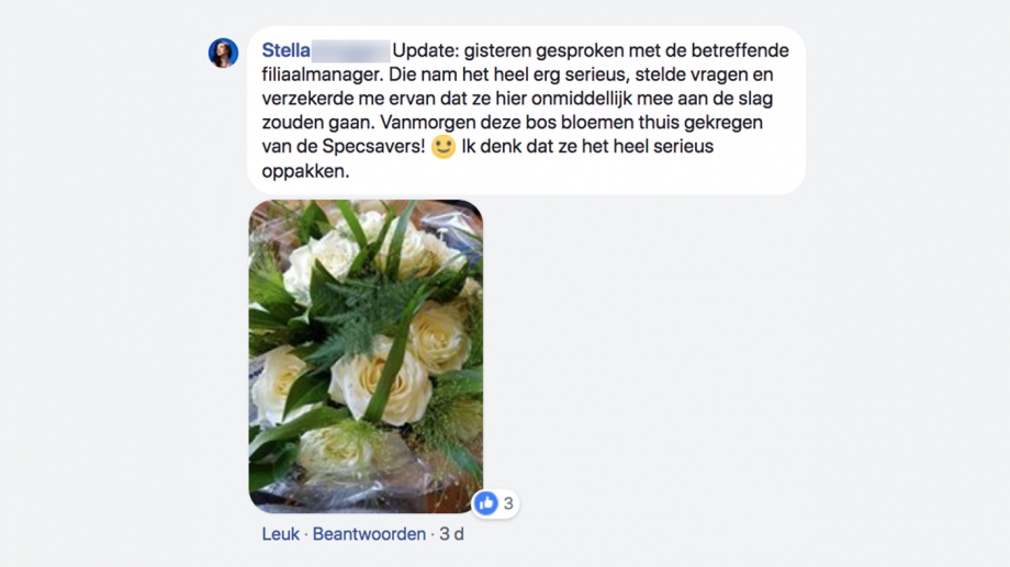 Stella krijgt bloemetje van Specsavers 