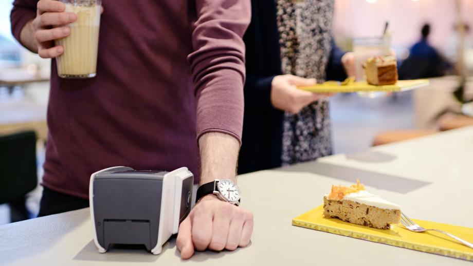 Nog maar 19 procent geeft de voorkeur aan de pinpas. Is dat een snel verder krimpende doelgroep?