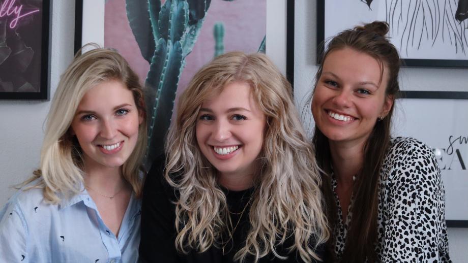 Femke Soederhuizen ,Lotte den Boer en Nicky van der Zee, samen Bibi