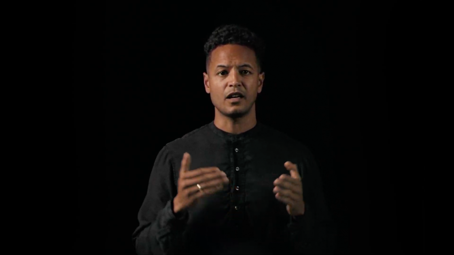 Alex Bennett Grant van We Are Pi
