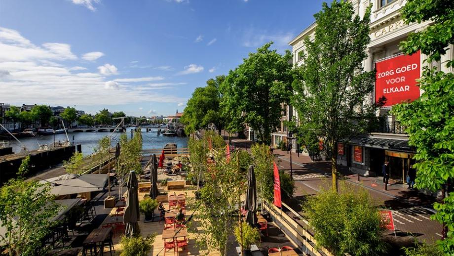 Pop-up terras voor Carré