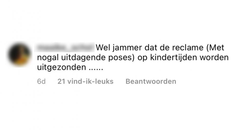 kritische noot: de reclame met uitdagende poses wordt op kindertijden uitgezonden