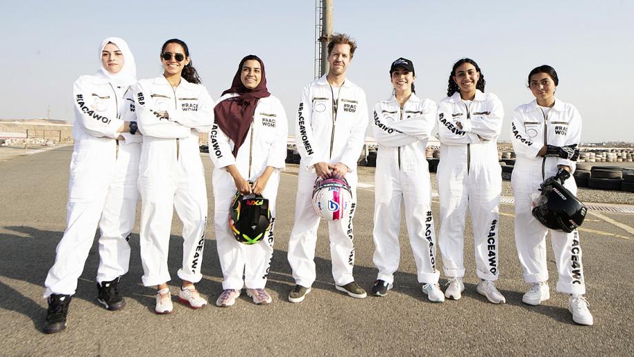 Vettel organiseert #RaceForWomen