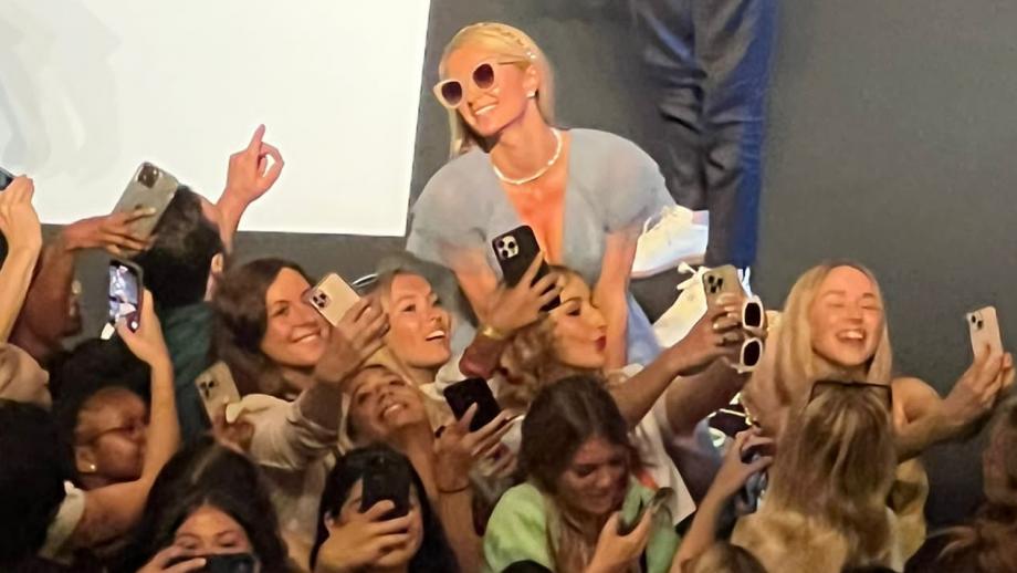 Paris Hilton tijdens Cannes Lions