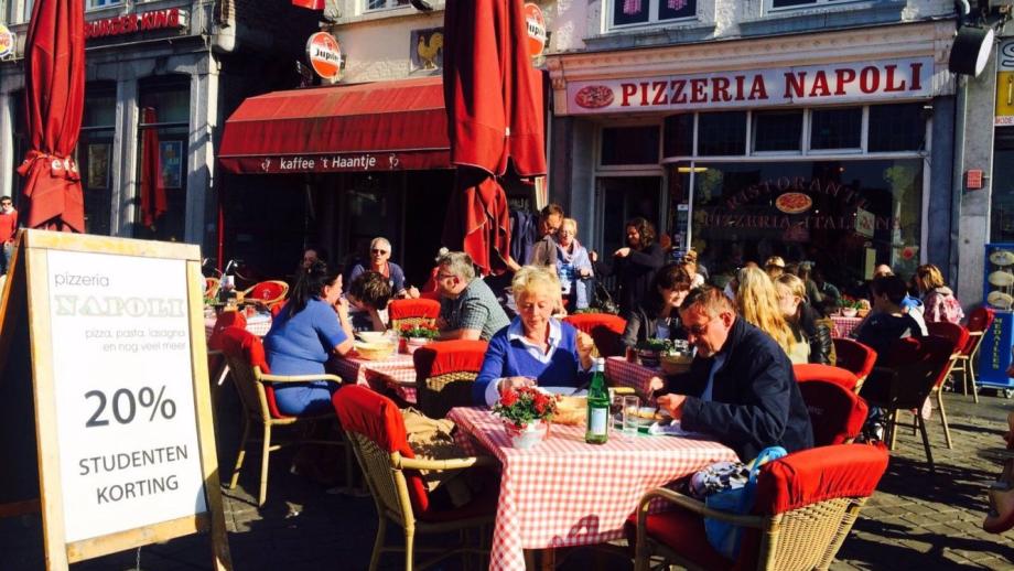 'Maar Pizzeria Napoli is nét iets anders dan Roma, net iets leuker'