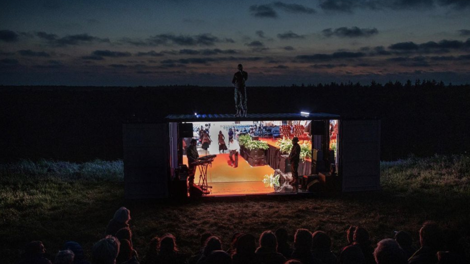 Theatervoorstelling Vlag van Yousef Gnaoui op Oerol