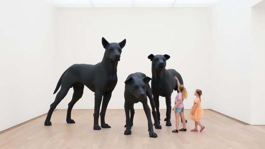 Ron Mueck in Museum Voorlinden