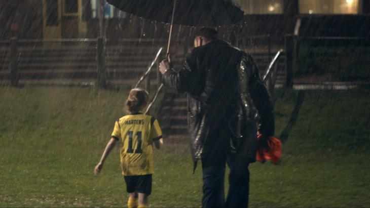 Een kleine Lieke Martens in de hoofdrol in de nieuwe commercial voor Calvé Pindakaas