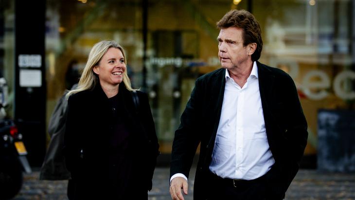 John de Mol verlaat de rechtbank na de rechtszaak vorig jaar oktober tegen Facebook 