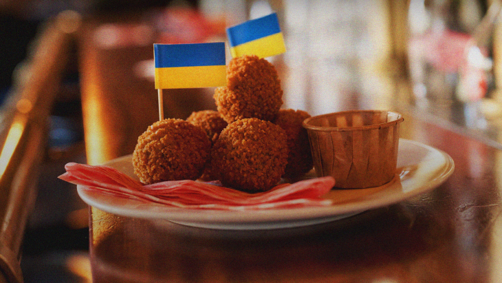 Horeca verandert snackvlaggetjes in Snackflags for Ukraine