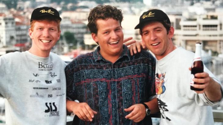 V.l.n.r.: Peter van Leeuwen, Halbo van der Klauw en Jacques Vereecken op de Adformatie-borrel in Cannes in 1992