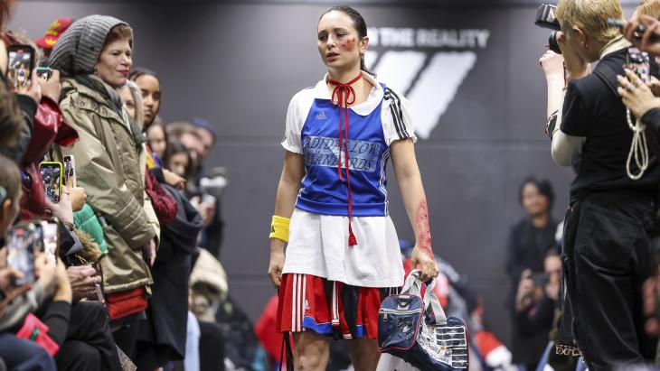De Adidas realitywear gepresenteerd op de catwalk in Berlijn